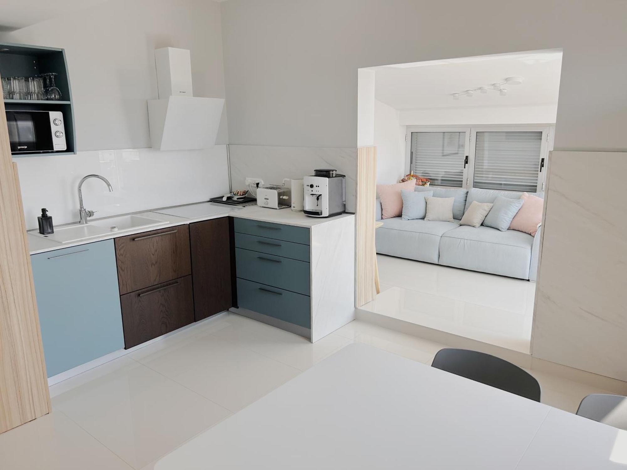Sunny House Apartman Zambratija Kültér fotó