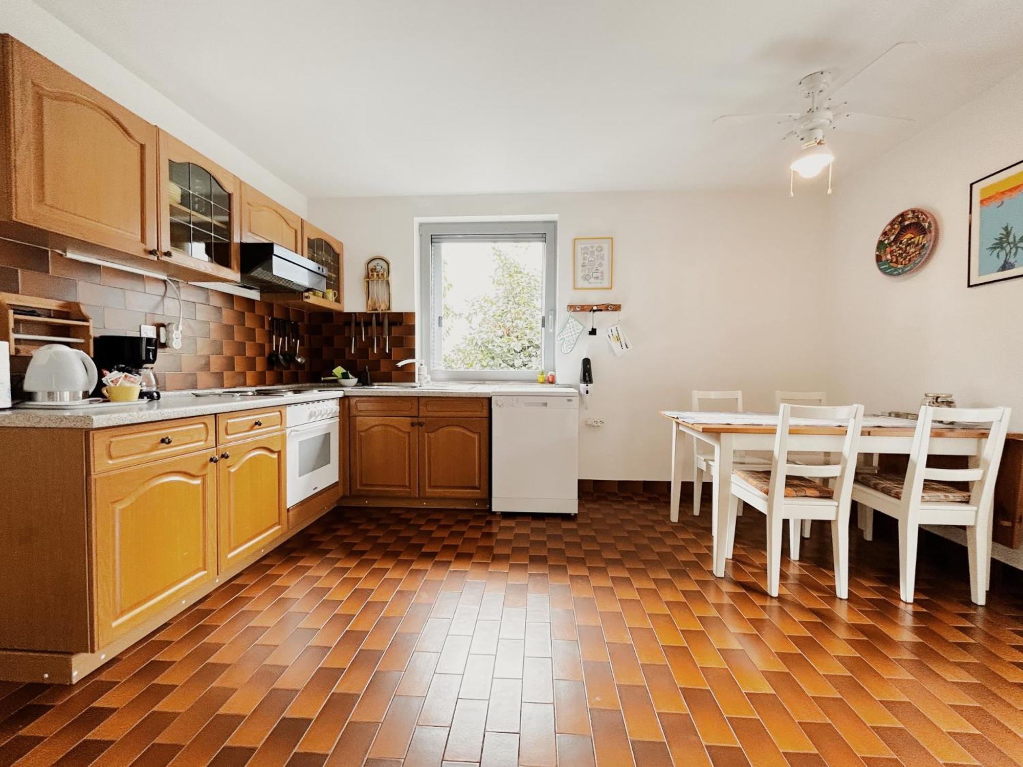 Sunny House Apartman Zambratija Kültér fotó