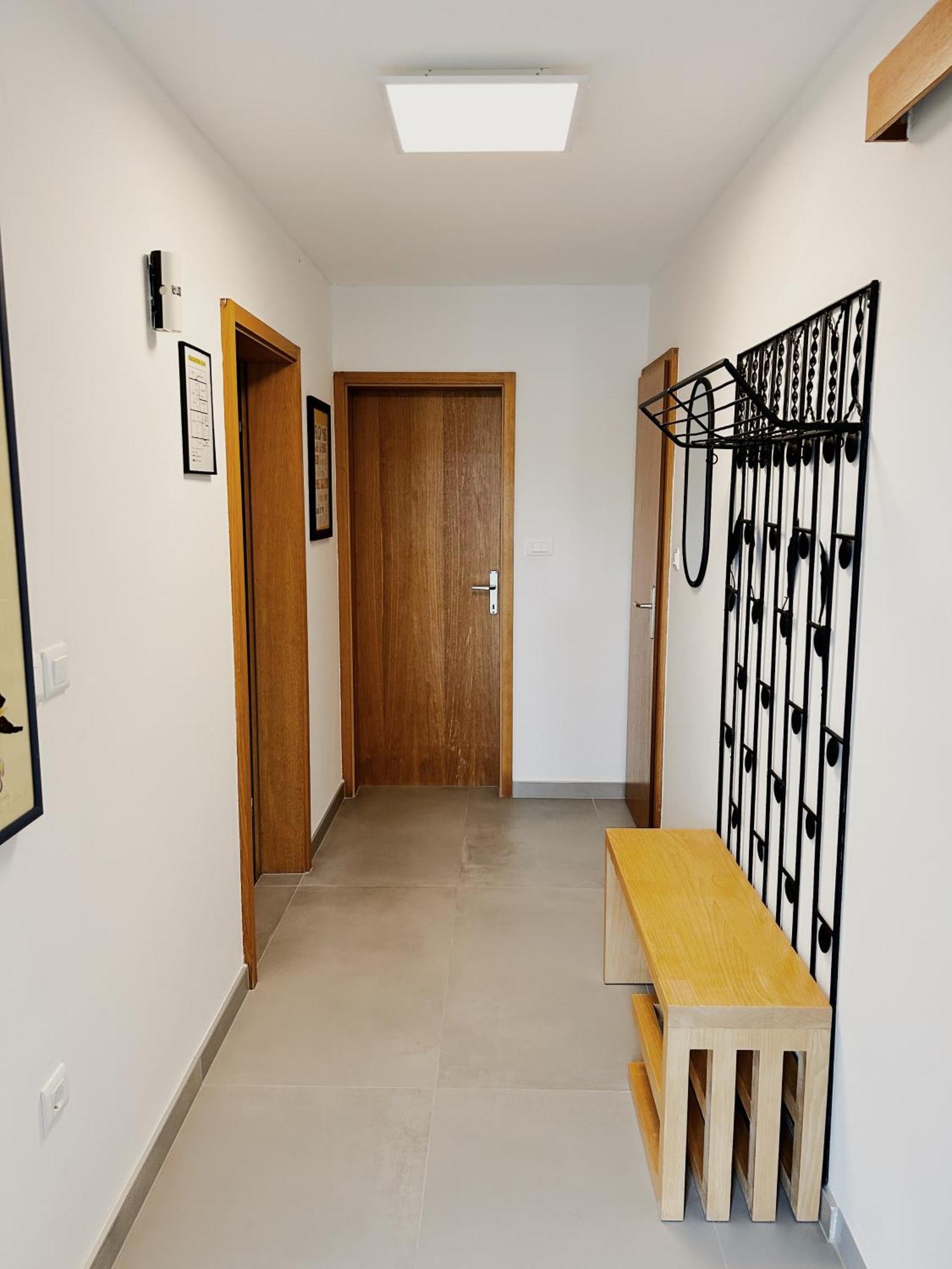 Sunny House Apartman Zambratija Kültér fotó